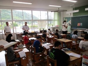 丹波篠山市教育委員会の学校訪問を受けました。